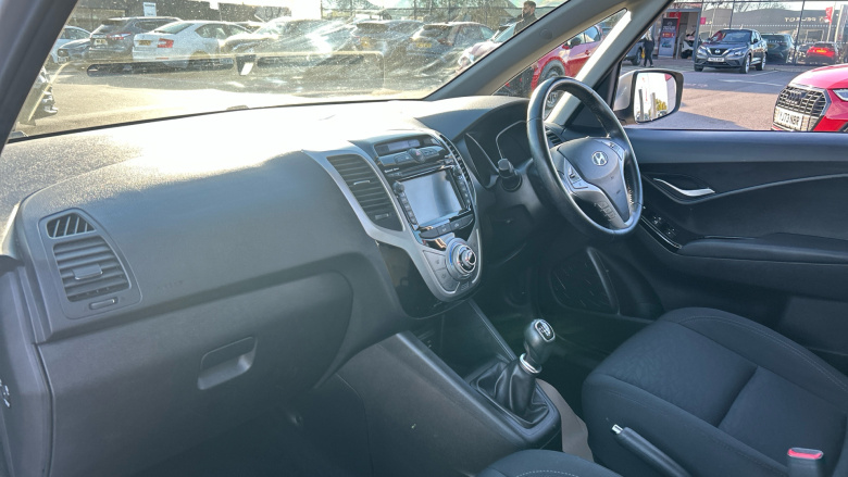 Hyundai ix20 1.4 Blue Drive SE Nav 5dr Petrol Hatchback